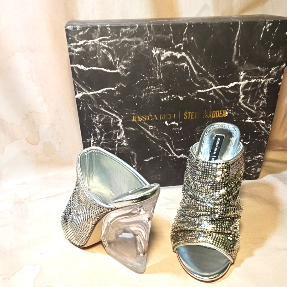 Jessica Rich By Steve Madden🩶 Silver Sparkly Mules with Clear Acrylic Heel